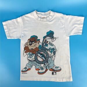 90s Bugs Bunny Taz Florida Marlins tshirt 1990s vintage
